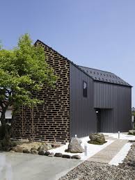 A Little Big But Very Cool House Maison Architecte Architecture De Facade Architecture Exterieur