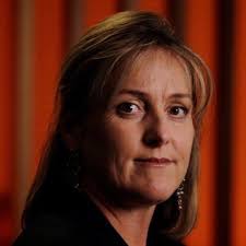 Linda Champion (@CmdrLChampion)