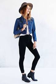 Slim fit jeans are without a doubt the most stylish type to be worn with chelsea boots. Chelsea Boots With Denim Jacket Outfits For Women 2 Ideas Outfits Lookastic