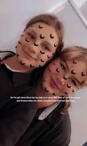 Eva Neal (@evanewmain3)