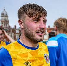 Frankie Chappell's Instagram, Twitter & Facebook