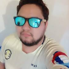 Feliz navidad 🎄 les desea la Familia Narváez Santoscoy 👨‍👩‍👦 . Pasenla  muy bien de la manera que lo disfruten 🎉🎉🎉🎉 . Lo más importante es el  nacimiento de Jesús, el Salvador