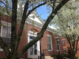 Norway Maine Post Office In The Springtime Oxford Hills Maine House Maine Beautiful Landscapes