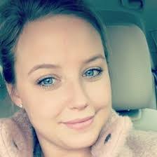 Lauren Ragan's Instagram, Twitter & Facebook