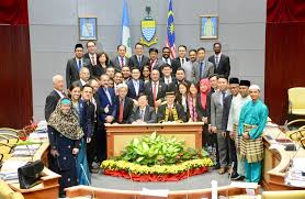 Jalan sultan azlan shah, kampung batu uban bayan lepas, 11700 gelugor, pulau pinang, malaysia. Dun Pulau Pinang Ditangguhkan Setelah Bersidang Selama 6 Hari Buletin Mutiara