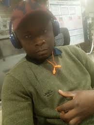 Hi, we are staying in Selfoss, where is the best place to see the northern  lights and what time is best? Thanks 😊