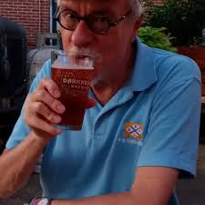 What information is available about the incident of the nighttime grounding  with fatalities of a side wheel steamboat carrying passengers while sailing  from Vicksburg to Natchez about October 1935?