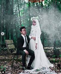 Check spelling or type a new query. Cantik Prewedding Tema Hitam Putih Gallery Pre Wedding