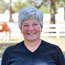 Lindsey Jameson's Instagram, Twitter & Facebook