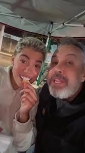 A Pikachu Na Carona Do Ted