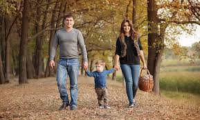 Family Style Guides How To Dress For A Fall Family Photoshoot Bellevue Avenue