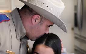 Rebecca Claunch's Instagram, Twitter & Facebook