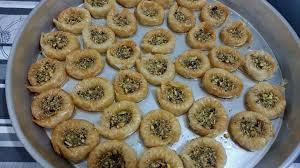 Voir plus d'idées sur le thème pâtisserie, recettes de cuisine, cuisine et boissons. ØªÙØ¶ÙÙ Ø¹ Ø³ÙØ§Ø± Ø§ÙØ³Øª Ø´Ù Ø¨ÙØ´ÙÙ Vente Patisserie Syrienne Facebook