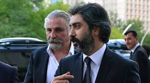 Tam adı muhammed necati şaşmaz'dır. Esinin Konusmalarini Kaydettigi Icin Yargilanan Necati Sasmaz Beraat Etti