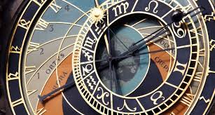 Per essere precisi, ciò che l'unione europea ha stabilito è l'abolizione per i vari paesi membri di cambiare ora passando da un'ora solare a un'ora legale e viceversa, nell'arco dell'anno. Ora Legale 2021 Quando Cambia E Perche Conviene Ancora Investireoggi It