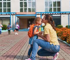 L�enfant s�exprime et se fait comprendre par le langage. Comment Aider Votre Enfant A Bien S Adapter Lors De Son Entree En Classe De Maternelle
