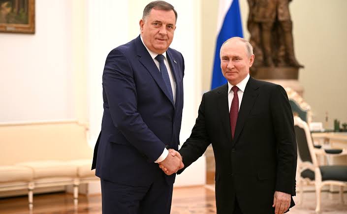 Dodik after the meeting with Putin: Russia forced into 