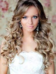 Jede von uns hat diese eine freundin, deren haare immer perfekt und glänzend kurzhaarfrisuren für lockige haare zur hochzeit. Die Besten Hochzeit Frisuren Ideen Fur Jeden Lange 2015 Check More At Http Ranafrisur Lockige Hochzeitsfrisuren Lockige Frisuren Frisuren Lange Lockige Haare