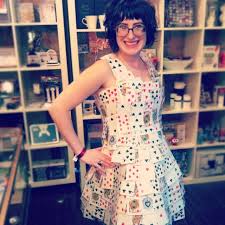 Don't worry about the join between the gown and bodice, you will cover this up with an embellishment in a moment. 38 Third Rail Ideas Third Rail Fashion Wood Fashion