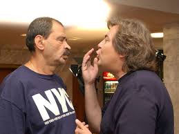 Родился 10 июля 1957 года в с. Yurij Stoyanov Kak Veter Poduet Na Golovu Togo I Sygrayu Mk