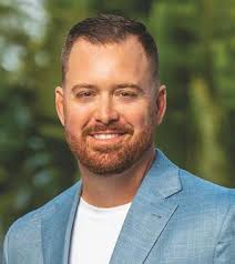 Fine Naples Magazine