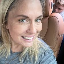 Crystal Summerlin's Instagram, Twitter & Facebook