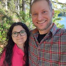 Looking for recommendations in CR; toe nails and surrounding skin left  damaged after gel pedicure. Need podiatrist or similar registered person.  Thank you!