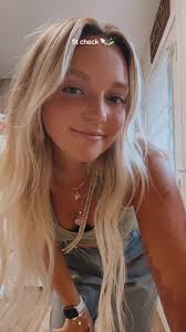 ootd 🐚🏄🏼‍♂️ jewels: @Aloha by Aubs 🌺 and @SaltyySage 🫶🏼 #ootd #b...