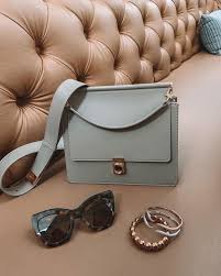The dainty « numéro sept mini » highlights the perfect duality of leather and gold. Chic Teal Blue Polene Bag And Accessories Bag Accessories Bags Polene Paris Bag