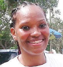 Stephanie Caez's Instagram, Twitter & Facebook