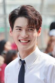 Pin By Warm Bear On 2gether The Series Bright Win In 2020 Actor Photo Cute Guys Asian Actors