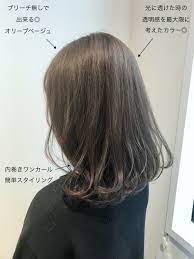 簡単スタイリング オリーブアッシュ アンニュイほつれヘア オリーブカラー ヘアスタイルや髪型の写真 画像 ヘアスタイリング オリーブアッシュ ショートのヘアスタイル