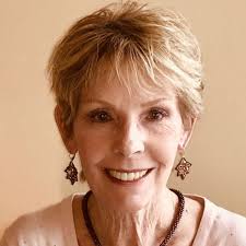 Linda Turco's Instagram, Twitter & Facebook