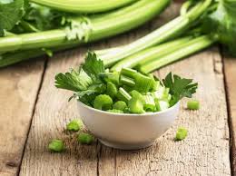 Padahal sejatinya semua pria ingin memiliki kemampuan tahan lama di ranjang sehingga dapat memuaskan istri. 2 Cara Menyimpan Seledri Biar Tetap Wangi Dan Segar