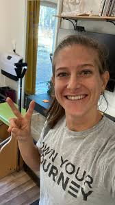 Zebrafish Neuro chick ✌️ introduction post, I'm Steph 👋 your go-to person  for looking for simple but effective SCI recovery programs. I have created  a floor-based movement system that combines Pilates ...