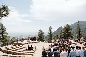 Boulder Wedding Venues The Complete Guide For Boulder County Colorado Wedding Venues Outdoor Wedding Venues Bouldering