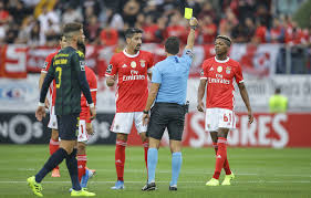 Corsera Bad News For Leeds As Benfica Man Is Milan S No 1 Midfield Target Talks Underway