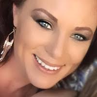 Nichole Larson's Instagram, Twitter & Facebook