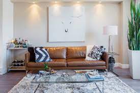 I hope with post in my blog you all can discover stylish new ideas for the home, so you've all got some sort of idea of how your dream home might look. Design Recommendation A Classic Brown Leather Sofa