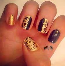 Estos son los diseños donde puedes darle tu toque personal. Elegantes Decoracion De Unas Negras Con Dorado Disenos De Unas Portizaz