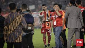 In 1998 bambang's international career began when he was selected to. Bambang Pamungkas Pemain Terbaik Dan Pengkhianat Persija