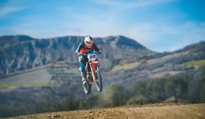 Amateurs de deux roues, retrouve dés maintenant sur ton site de jeux en ligne, jeux2becane.com, tous les meilleurs jeux de moto disponibles sur la toile. Carte Grise Ktm Exc Carte Grise Ktm 450 660