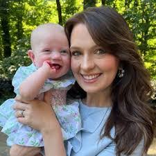 Alyssa Knotts's Instagram, Twitter & Facebook