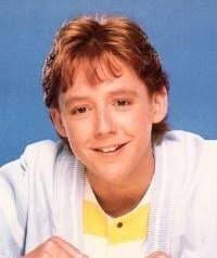 Am I the only one who didn't know Scott Grimes was a child star who hung  out with Corey Feldman, Corey Haim, and Sean Astin—and dated Alyssa Milano?  : r/americandad