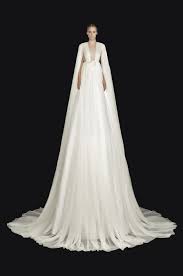 Wir sind sicher, dass unter unseren brautkleidern das kleid ihrer träume ist. Valentino Haute Couture Herbst Winter 2020 21