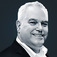 Van's Kitchen CEO To Step Down