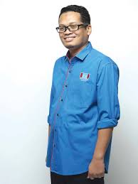 Born 12 january 1982) is a malaysian politician from the people's justice party (pkr) currently serving as member of parliament (mp) of malaysia for setiawangsa constituency in kuala lumpur. Nik Nazmi Nik Ahmad