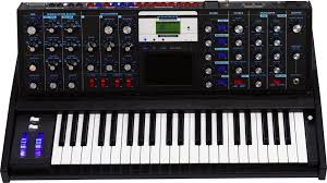 moog music minimoog voyager electric blue analog synth moog synthesizer electric blue