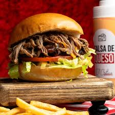 Hamburguesa de Carne Mechada