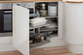 Rangement coulissant, rangement d'angle, tourniquet, rangement sous évier, découvrez notre large gamme d'aménagement pour les meubles ou caissons de votre cuisine leroy merlin. Accessoires Pour Cuisines Howdens Cuisines
